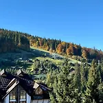 Hotel U Halyny Bukovel