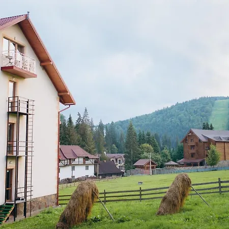U Halyny Hotel