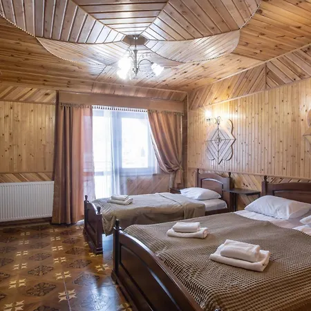 Hotel U Halyny Bukowel