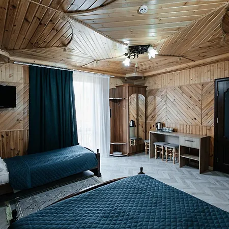U Halyny Otel