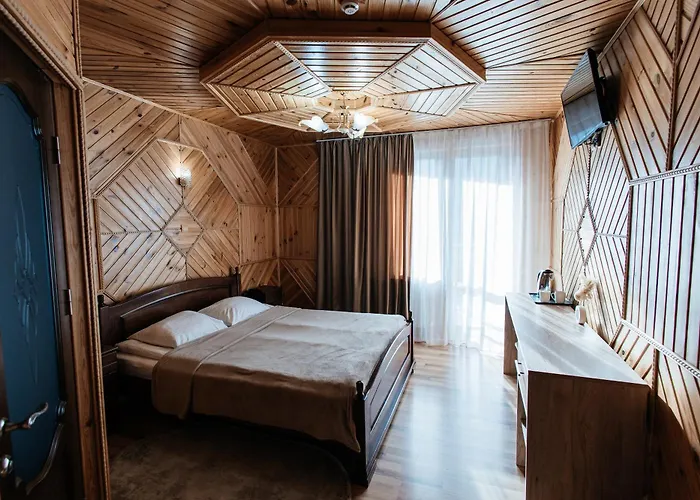 U Halyny Otel