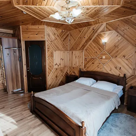 U Halyny Boekovel